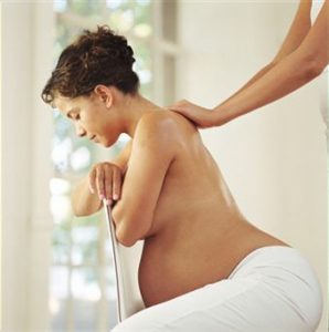 Как делать массаж беременным