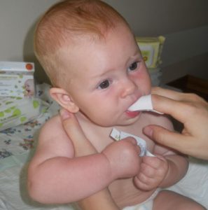 Лечение молочницы у новорожденного достаточно простое