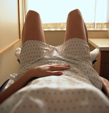 Проведение чистки матки после родов: показания, особенности Чистка матки после родов требуется в некоторых случаях