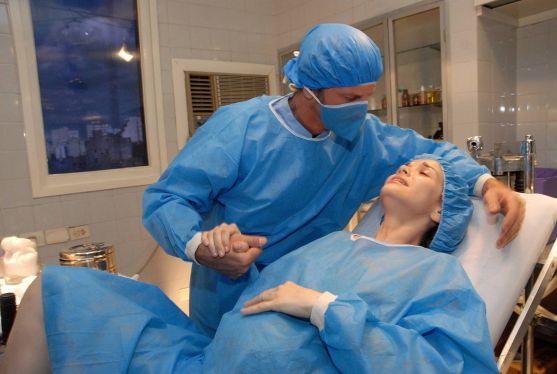 Подготовка к важному событию: как правильно тужиться во время родов Начало родовой деятельности