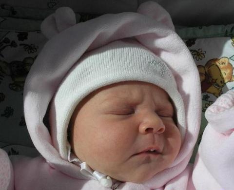 Почему появляется мозоль на губе у новорожденного и как от нее избавиться Мозоль на губе у новорожденного возникает по естественным причинам