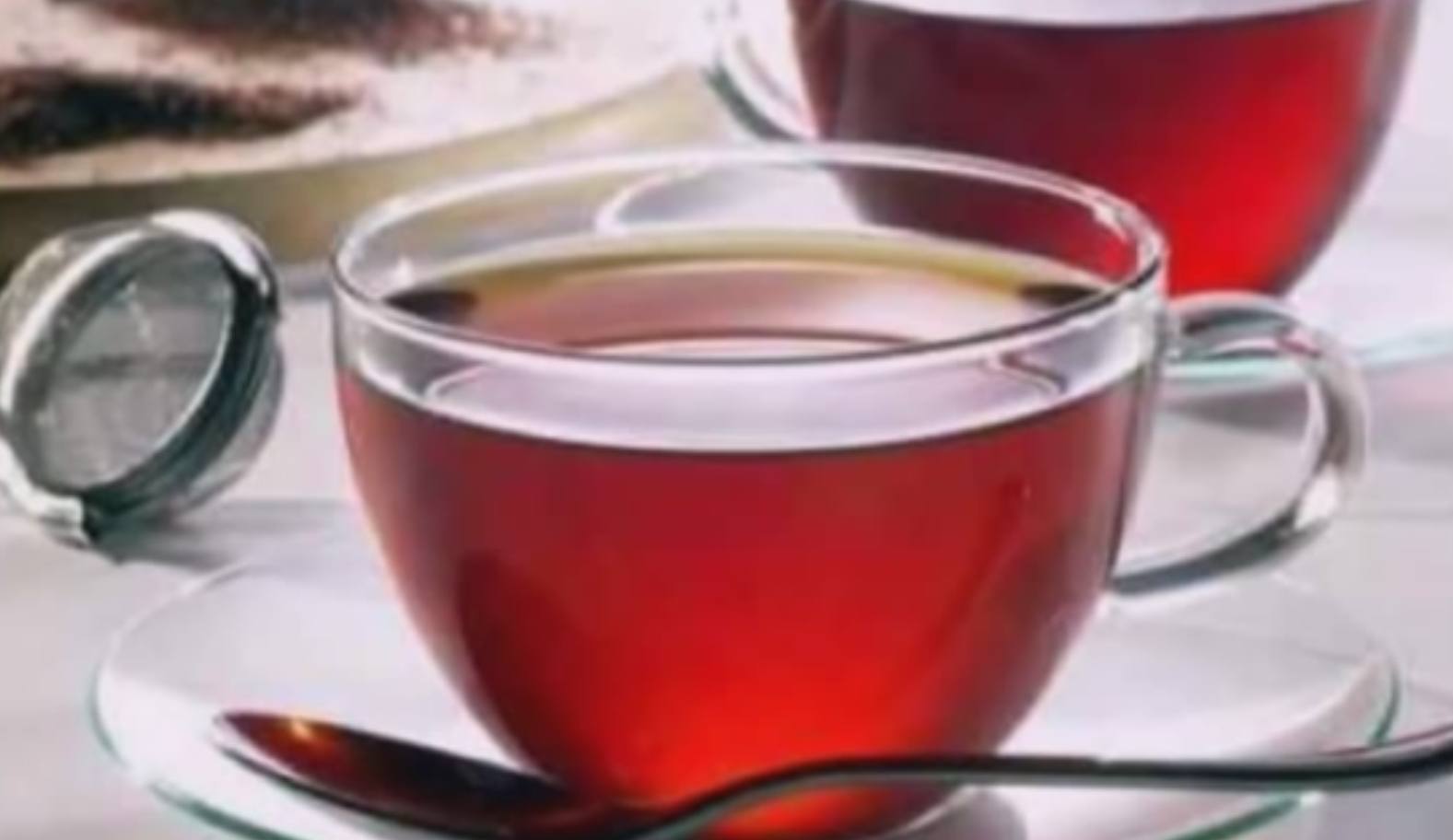 Зеленый чай при грудном вскармливании, черный с бергамотом, мелиссой, липой