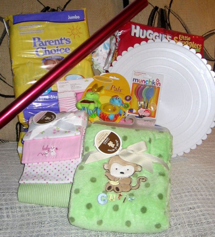 Торт из памперсов своими руками (девочке, мальчику): пошаговое фото, мастер-класс