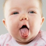 почему часто икает новорожденный ребенок после еды
