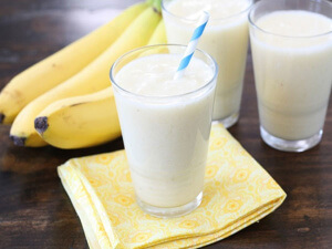 Банан с молоком - вкусное и эффективное средство от кашля 