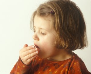 Как быстро вылечить кашель у ребенка: лучшие лекарства и рецепты