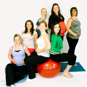 компания беременных