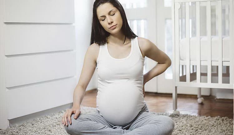 Что можно предпринять если болит копчик при беременности на поздних сроках