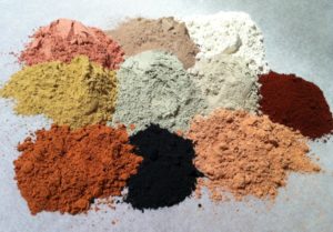 Существует несколько видов глины используемых для борьбы с целлюлитом. Рассмотрим преимущества каждого.