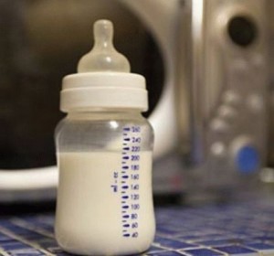 материнское грудное молоко фото