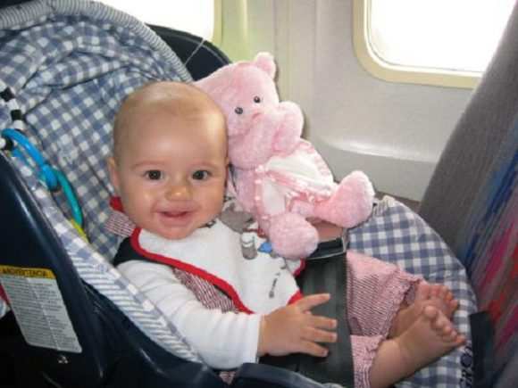 лететь в самолете с грудным ребенком