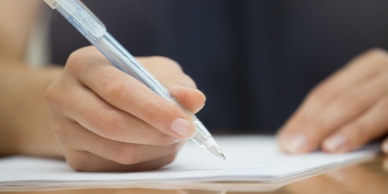 Как держать ручку при письме