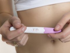 Положительный тест на беременность, а беременности нет? Причины лжебеременности