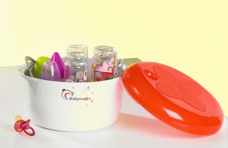 Как стерилизовать бутылочки в микроволновке, мультиварке, кипятить — в домашних условиях?