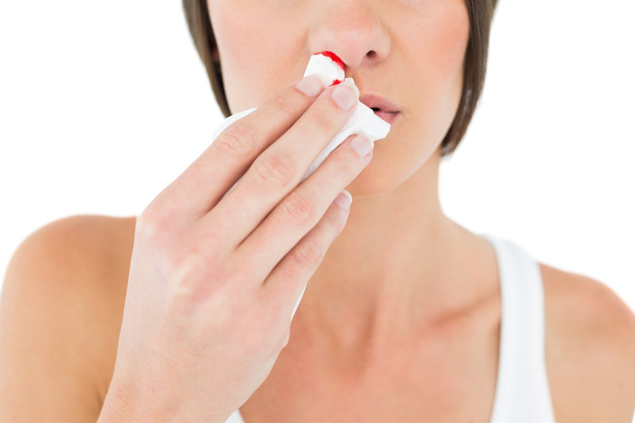 остановить кровотечение из носа в домашних условиях