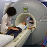 Как делают МРТ головного мозга ребенку – особенности проведения обследования для детей