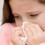 Как лечить эфирными маслами детский насморк и простуду?