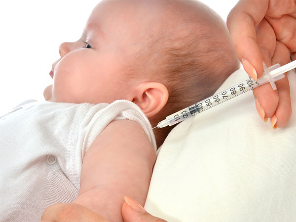 Прививки в роддоме новорожденным