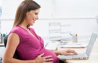 Как правильно сидеть во время беременности