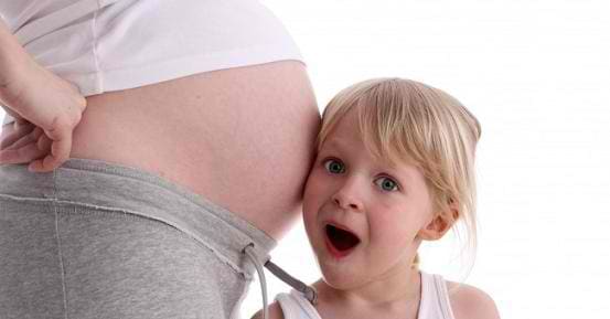 Почему ребенок икает в утробе матери