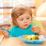 Почему так трудно накормить ребёнка?