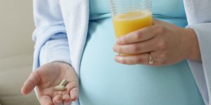 Какие таблетки от аллергии можно пить при беременности