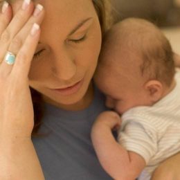 Сколько длится и как протекает послеродовая депрессия у кормящих матерей