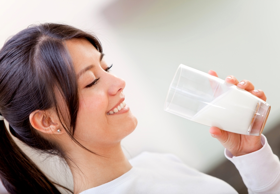 Молоко в рационе кормящей женщины