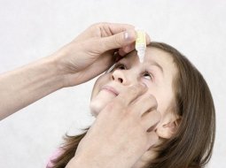 От чего назначают глазные капли для детей Левомицетин: инструкция по применению