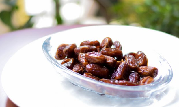 Финики при беременности: польза и вред на ранних и поздних сроках