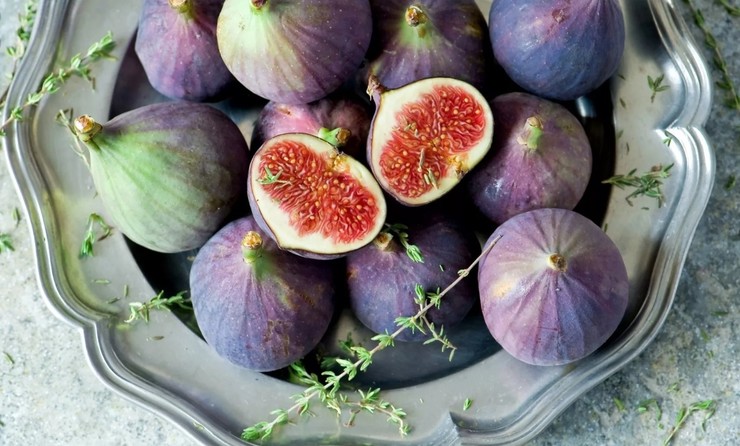 Инжир при грудном вскармливании: можно ли кормящей маме?