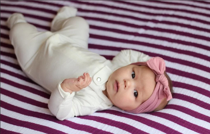 Как отучить ребенка от пеленания на ночь, приучить спать без пеленки?