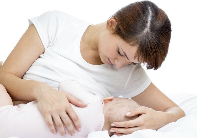 Как понять, что ребенку не хватает грудного молока и он не наедается: признаки