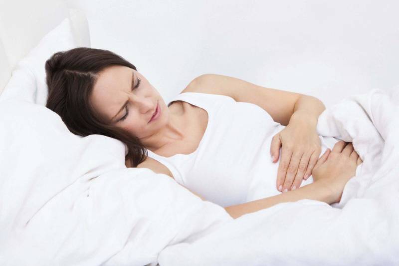 Как спать при беременности на ранних и поздних сроках, какие позы для сна правильные?