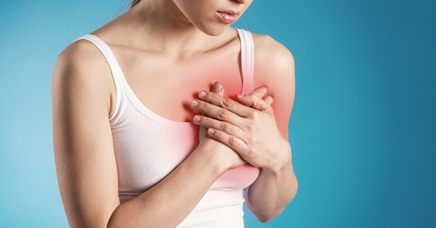 Капустный лист при лактостазе и другие компрессы: камфорный, спиртовой, медовый