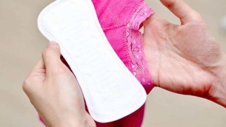 Коричневые выделения перед месячными за неделю или несколько дней: причины, поводы для беспокойства