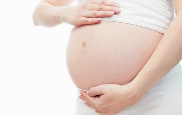 Отошли воды: через сколько рожать, что делать, если это произошло дома?