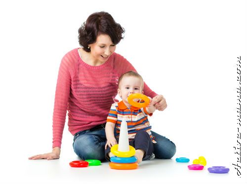 Развивающие игры для детей до 1 года по месяцам: занятия, упражнения, игрушки