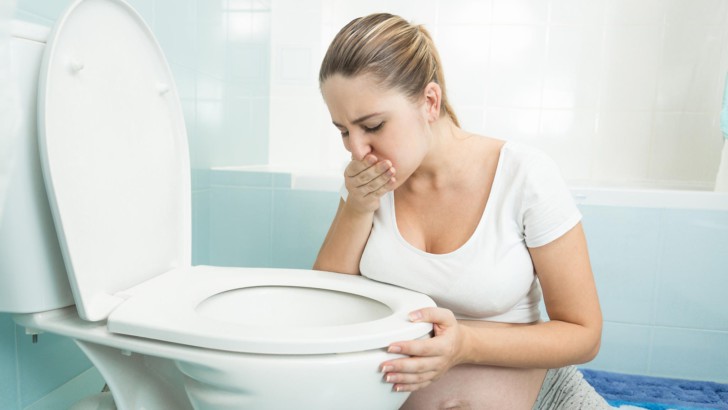 Рвота при беременности на ранних и поздних сроках: почему возникает и что делать?