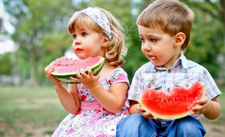 С какого возраста можно давать ребенку арбуз и дыню до года?