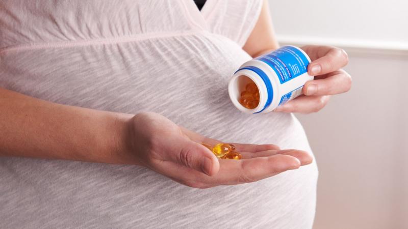 Витамин Е при беременности на ранних и поздних сроках: инструкция по применению и дозировка