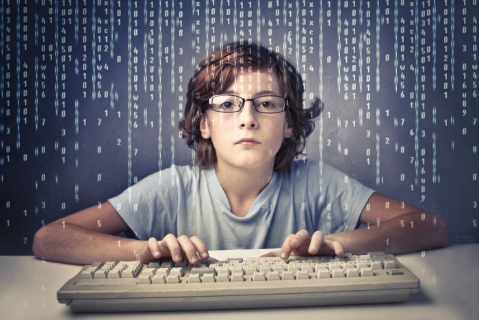 Вред и польза компьютера для детей: как отучить ребенка от игр (совет психолога)