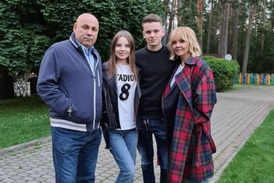 Иосиф Пригожин снял на видео рыдающую на свадьбе сына Валерию