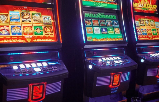 Самые крутые игровые автоматы от казино Вулкан Неон
