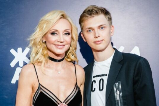 Младший сын Кристины Орбакайте разозлился из-за поздравлений с помолвкой