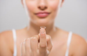 Выбираем цветные линзы с диоптриями