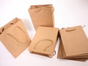 Как выбрать подарочный крафтовый пакет из бумаги