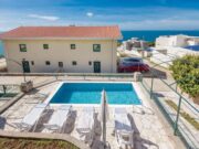 Выбираем пансионат для пожилых людей за границей