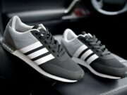 Как выбрать размер кроссовок?