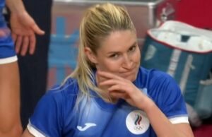 Женская сборная РФ по гандболу в матче ЧМ проиграла Франции